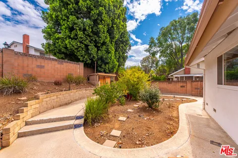 $775,000 | 884 Boxthorn Avenue, Newbury Park, CA 91320