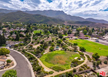 $775,000 | 884 Boxthorn Avenue, Newbury Park, CA 91320