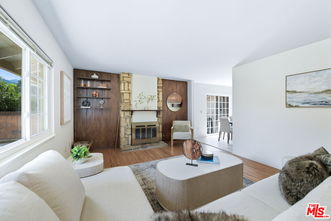 884 Boxthorn Avenue Newbury Park, CA 91320 - Photo 8 of 46