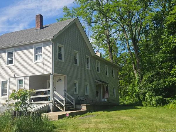 $1,900 | 546 County Rte 17, Unit B, Montgomery, NY 12549