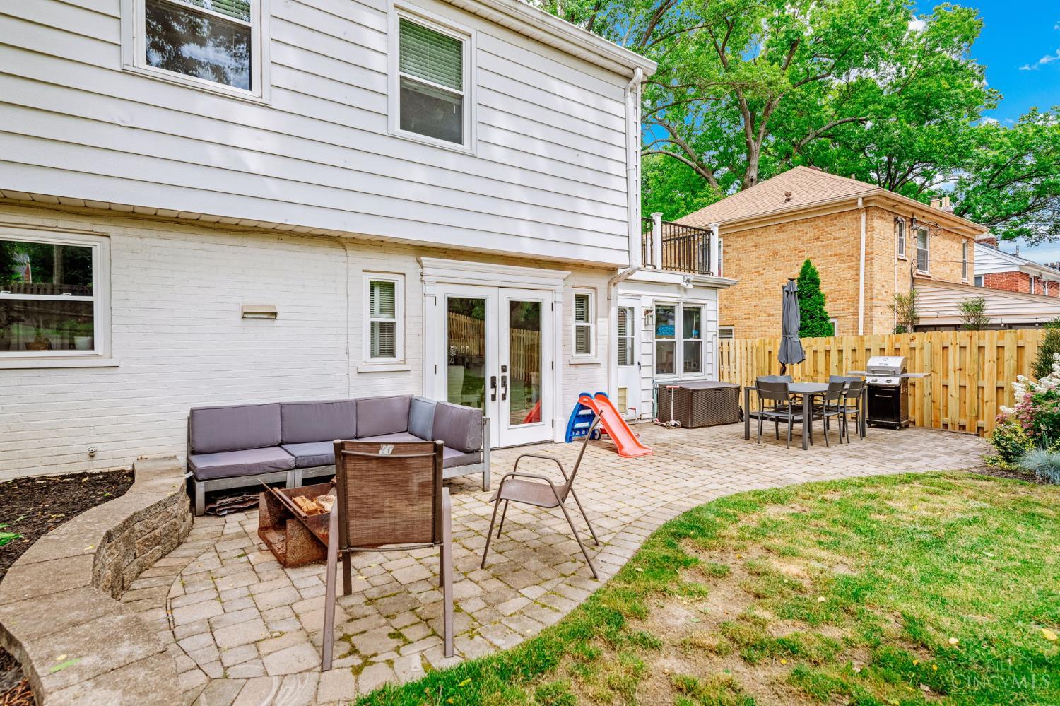 2722 Ridgewood Avenue Cincinnati, OH 45213 - Photo 50 of 53