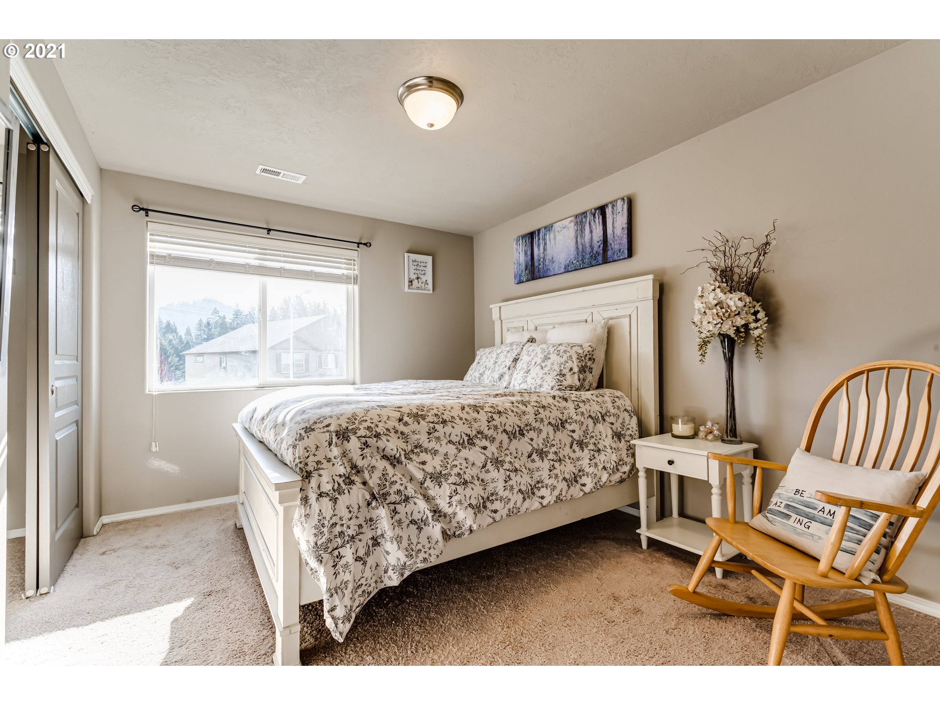 934 South 55th Street Springfield, OR 97478 - Photo 16 of 32