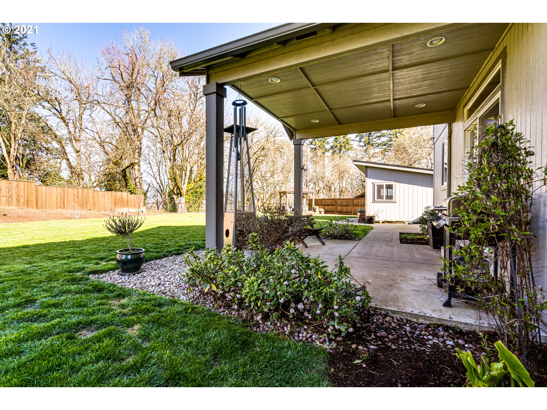 934 South 55th Street Springfield, OR 97478 - Photo 27 of 32