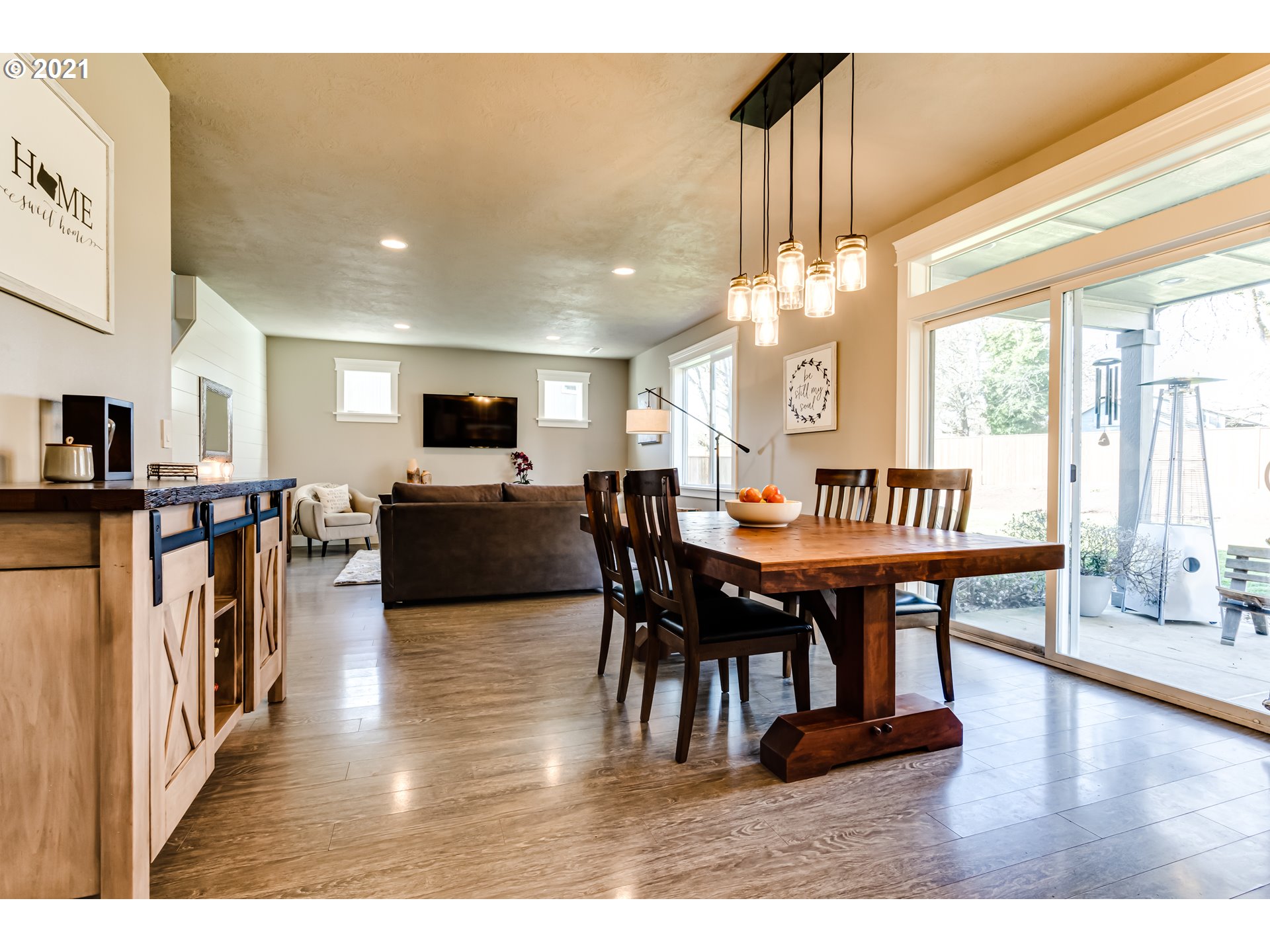 934 South 55th Street Springfield, OR 97478 - Photo 10 of 32