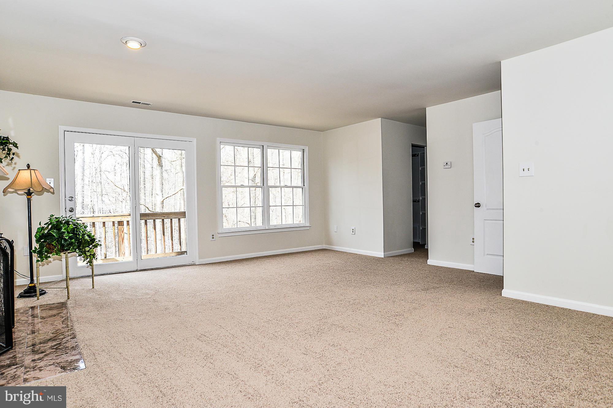 8664 Center Road Springfield, VA 22152 - Photo 15 of 30 Master Bedroom with balcony