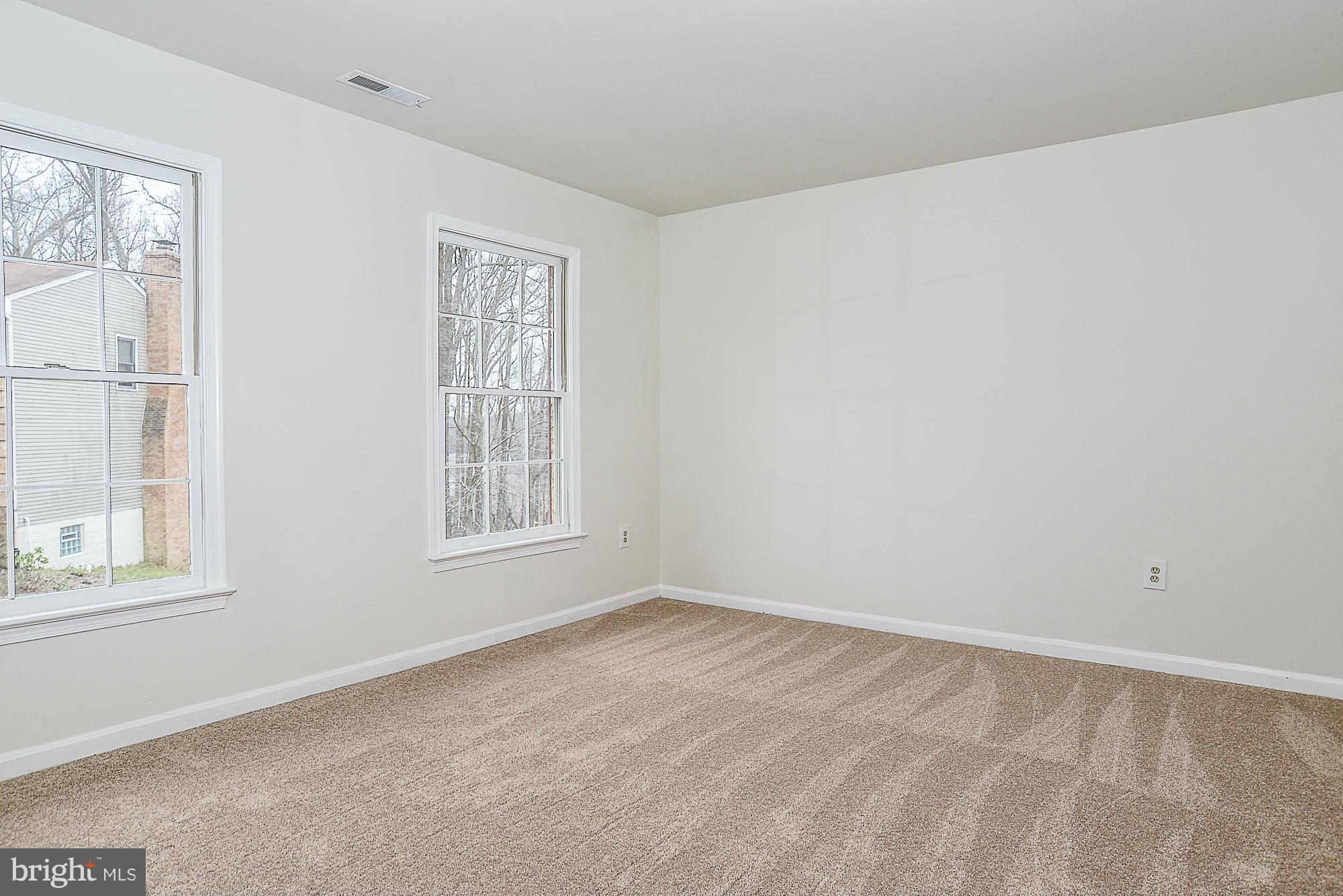 8664 Center Road Springfield, VA 22152 - Photo 21 of 30 Bedroom