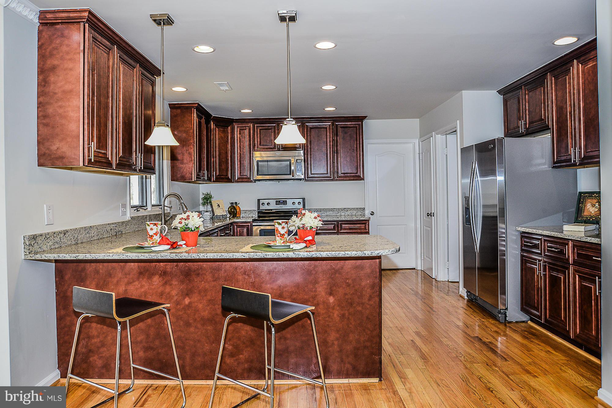 8664 Center Road Springfield, VA 22152 - Photo 8 of 30 Kitchen
