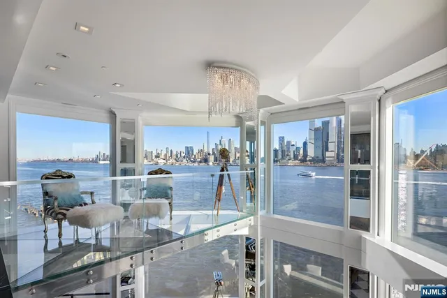 $6,500,000 | 600 Harbor Boulevard, Unit 107981, Weehawken, NJ 07086
