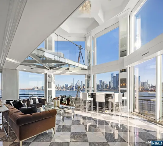 $6,500,000 | 600 Harbor Boulevard, Unit 107981, Weehawken, NJ 07086