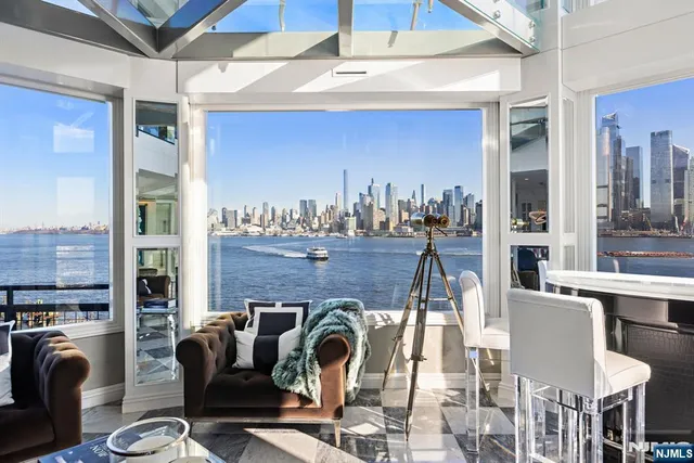 $6,500,000 | 600 Harbor Boulevard, Unit 107981, Weehawken, NJ 07086