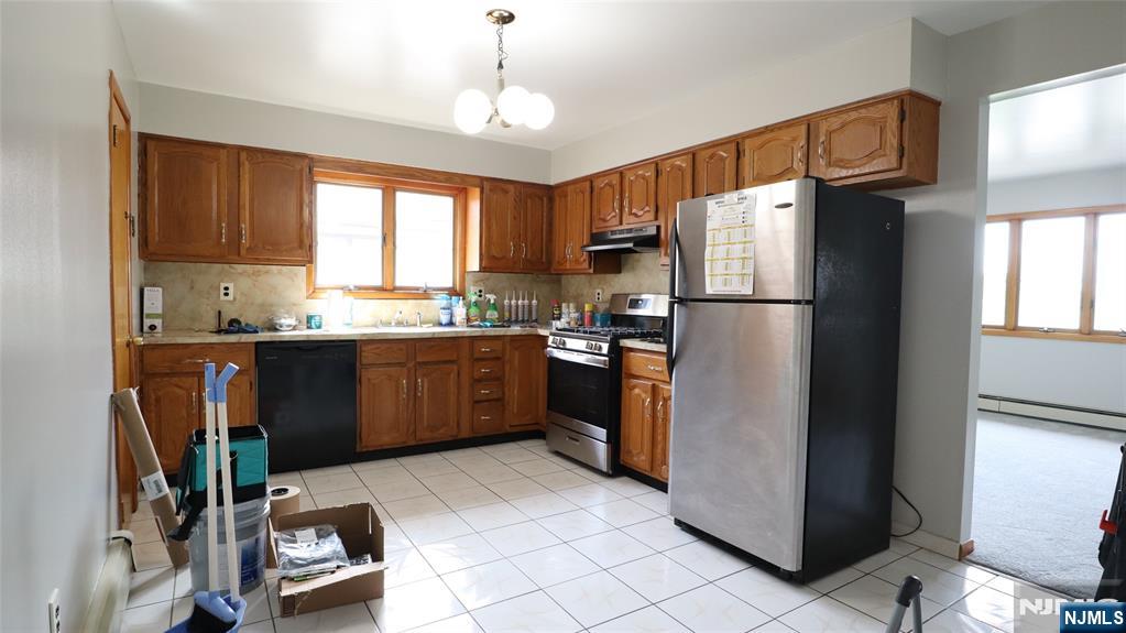 538 Hillside Street, Unit 2 Ridgefield, NJ 07657 - Photo 32 of 35