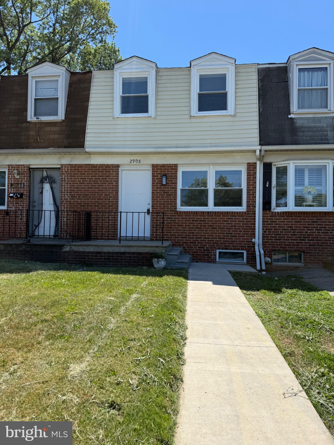 2908 Mallview Road Baltimore, MD 21230 - Photo 1 of 22 a view of house with yard