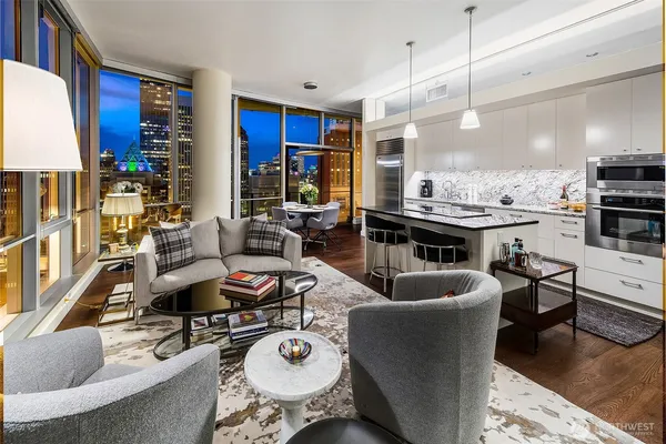 $895,000 | 909 5th Avenue, Unit 2301, Seattle, WA 98164