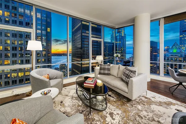 $895,000 | 909 5th Avenue, Unit 2301, Seattle, WA 98164