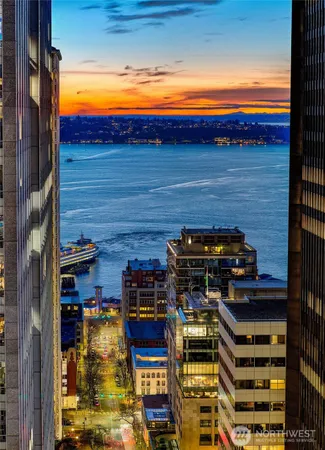 $895,000 | 909 5th Avenue, Unit 2301, Seattle, WA 98164