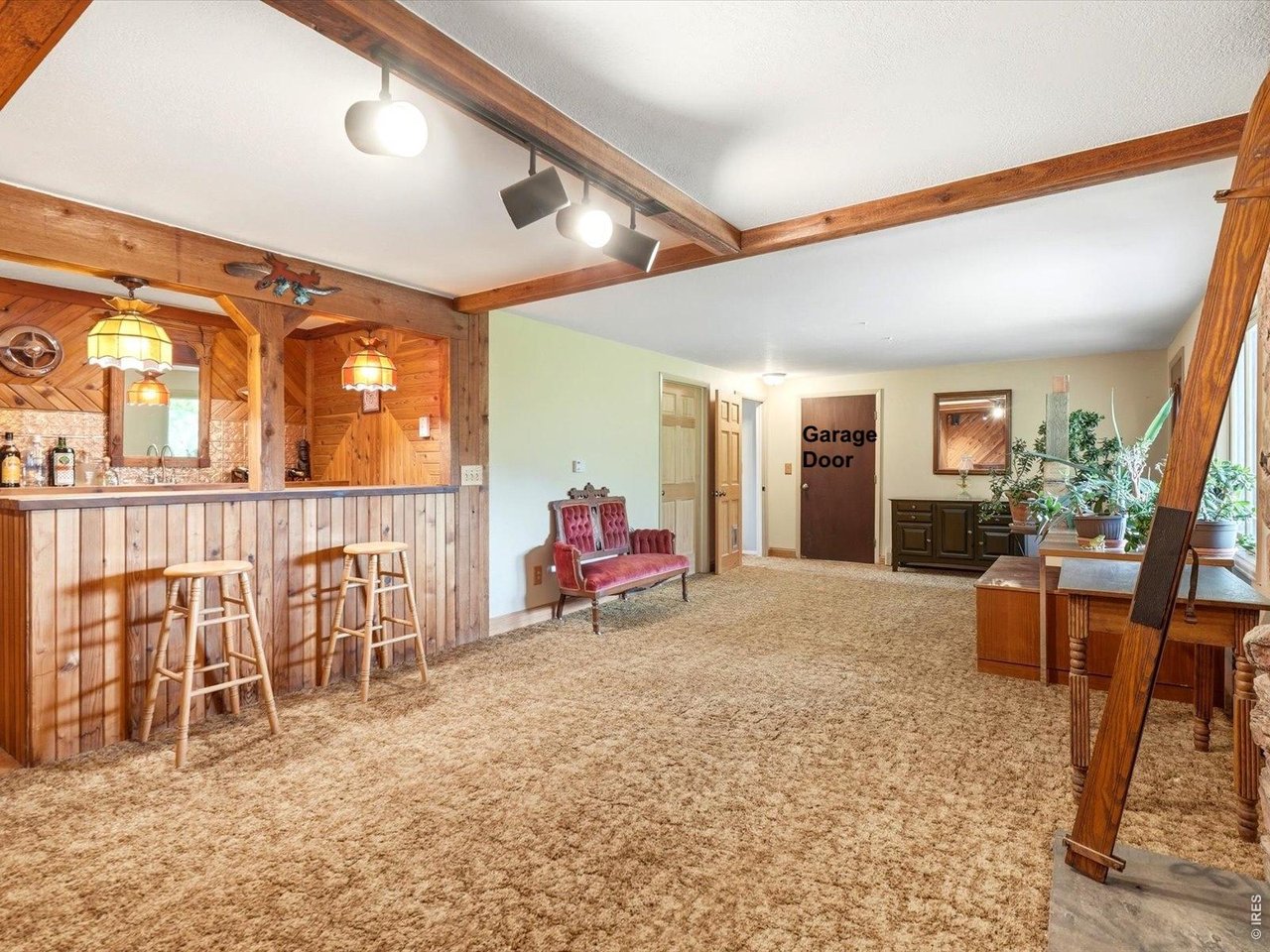 32307 Sylvan Road Golden, CO 80403 - Photo 30 of 39 Yep! A WET BAR