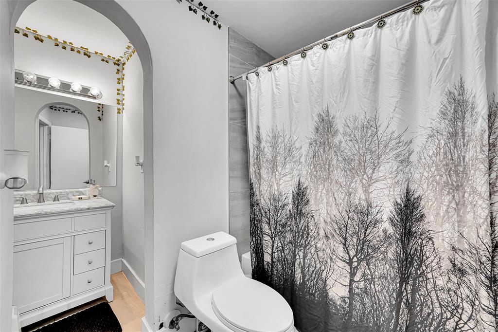 5715 Garfield Street Hollywood, FL 33021 - Photo 12 of 47 Apt1