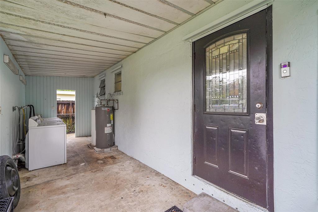 5715 Garfield Street Hollywood, FL 33021 - Photo 19 of 47