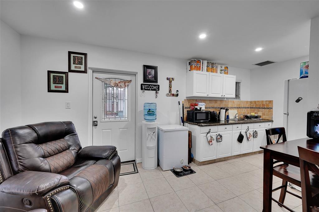 5715 Garfield Street Hollywood, FL 33021 - Photo 23 of 47