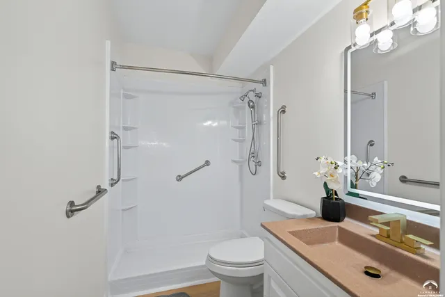 $269,900 | 611 Eldridge Street, Lawrence, KS 66049