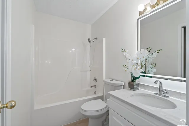 $269,900 | 611 Eldridge Street, Lawrence, KS 66049