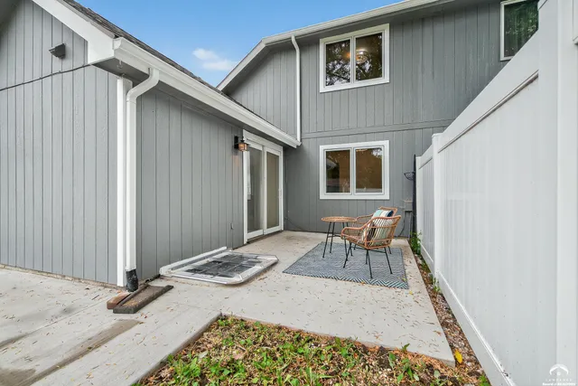 $269,900 | 611 Eldridge Street, Lawrence, KS 66049