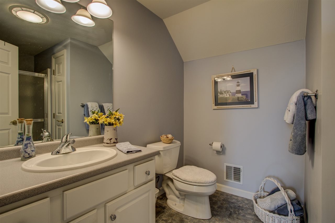 109 Hampton Meadows Hampton, NH 03842 - Photo 25 of 34 Gallery Image 25