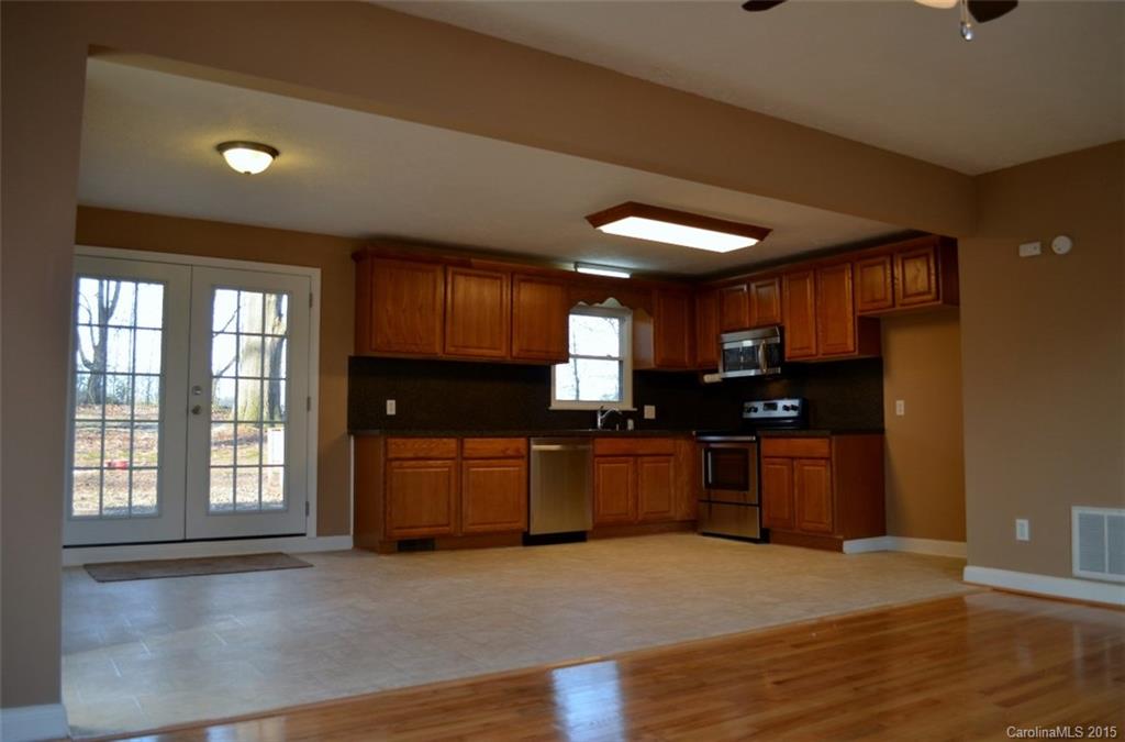65 Circle Loop Stony Point, NC 28678 - Photo 6 of 21 Gallery Image 6