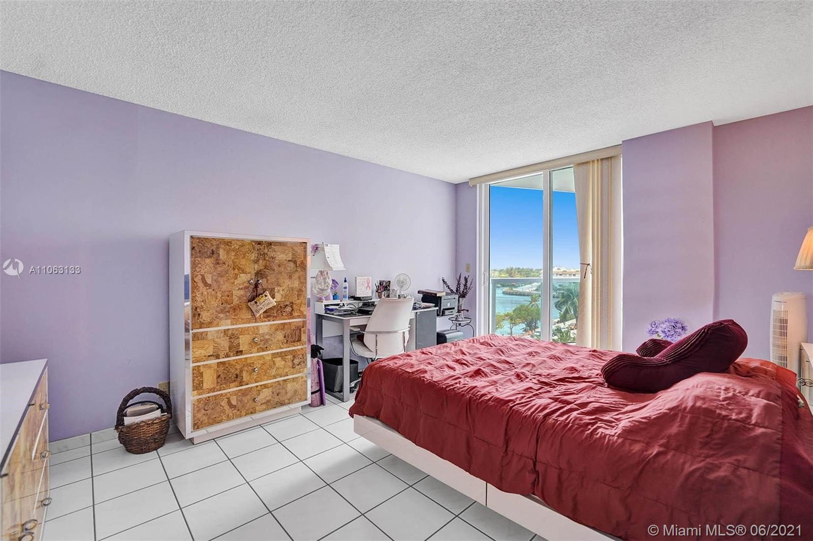 2401 Collins Avenue, Unit 710 Miami Beach, FL 33140 - Photo 22 of 41