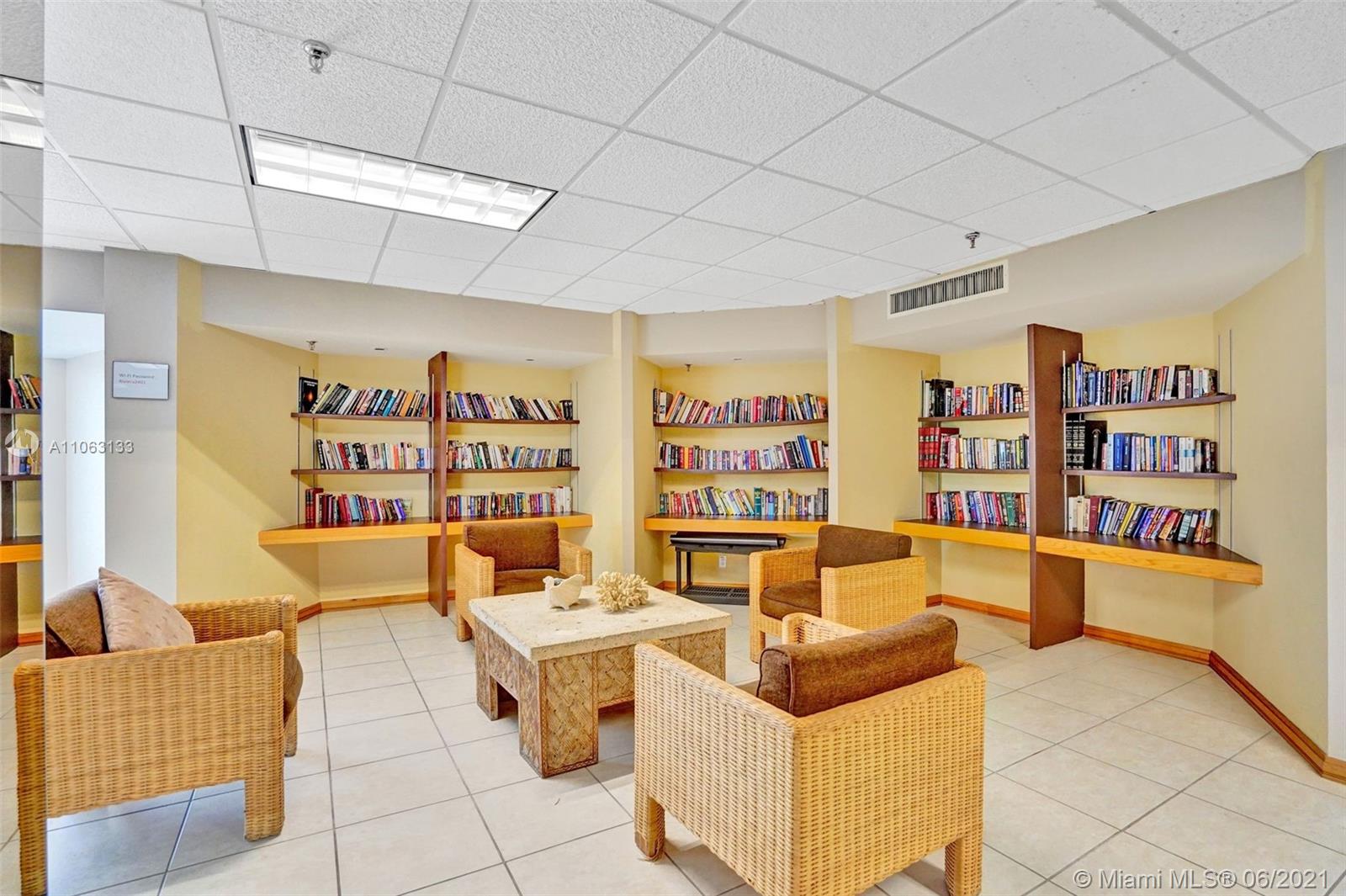 2401 Collins Avenue, Unit 710 Miami Beach, FL 33140 - Photo 32 of 41
