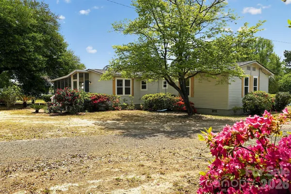 $279,000 | 1724 Camp Shelor Road, Manning, SC 29102