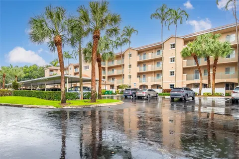 $249,000 | 12547 Imperial Isle Drive, Unit 204, Boynton Beach, FL 33437