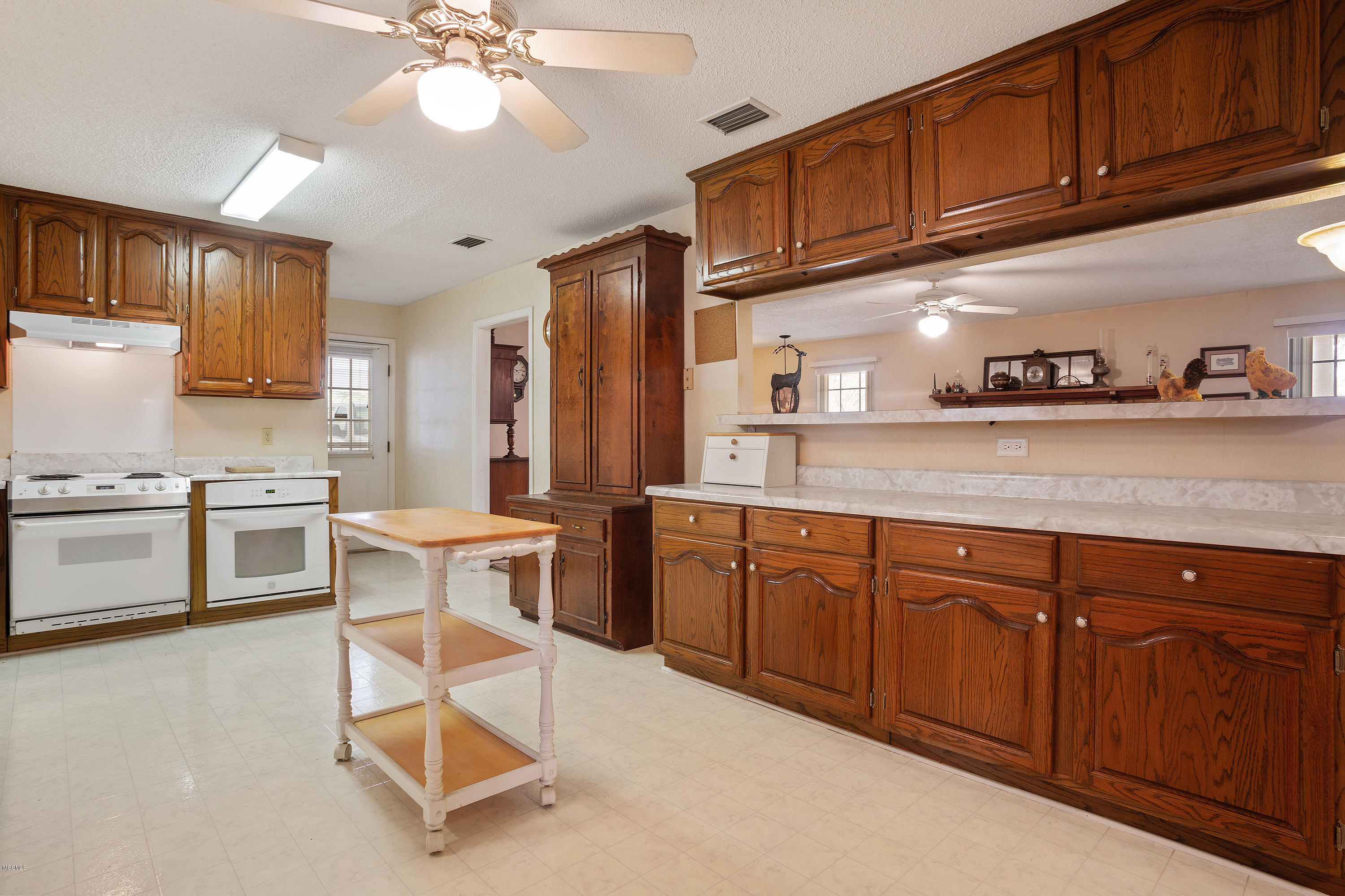 5521 Brown Road Ocean Springs, MS 39564 - Photo 5 of 25 00005