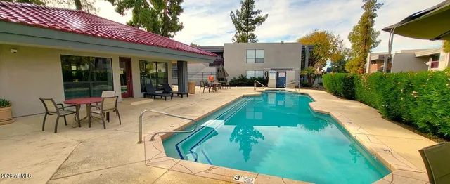 $1,195 | 3434 West Danbury Drive, Unit A204, Phoenix, AZ 85053