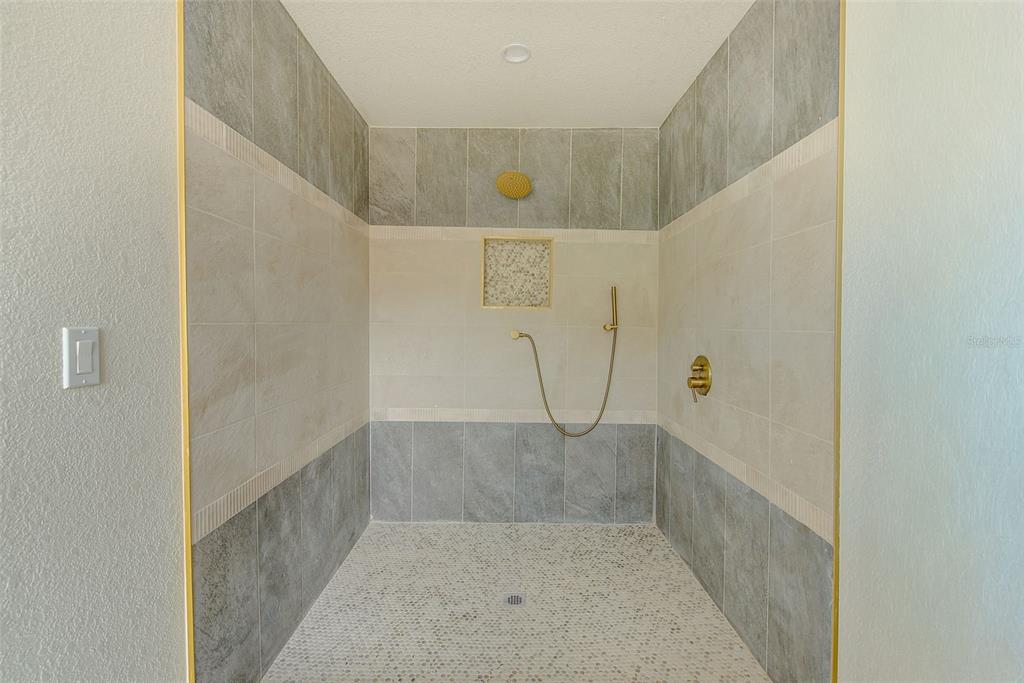 2171 Beecher Road North Clearwater, FL 33763 - Photo 30 of 47 Gallery Image 30