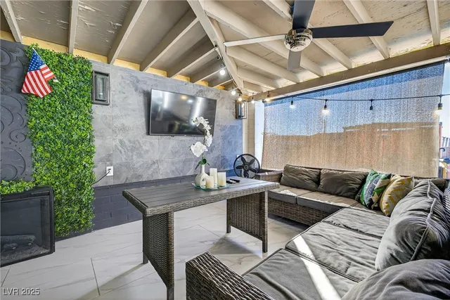 $760,000 | 431 North Fogg Street, Las Vegas, NV 89110