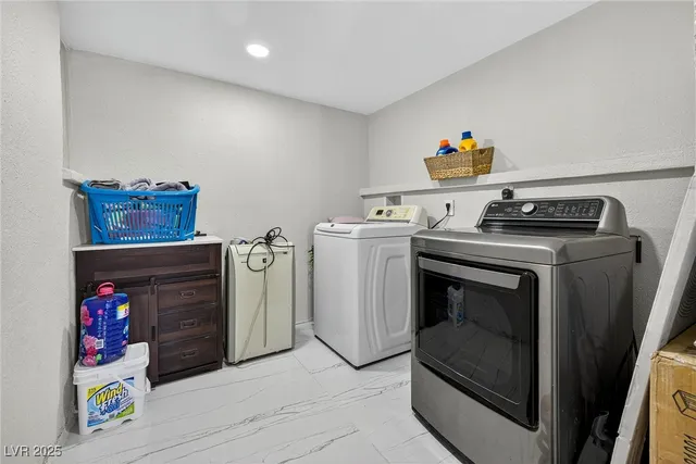 $760,000 | 431 North Fogg Street, Las Vegas, NV 89110