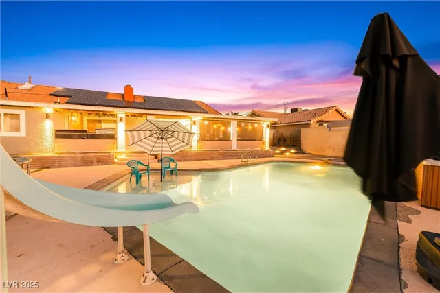 $760,000 | 431 North Fogg Street, Las Vegas, NV 89110