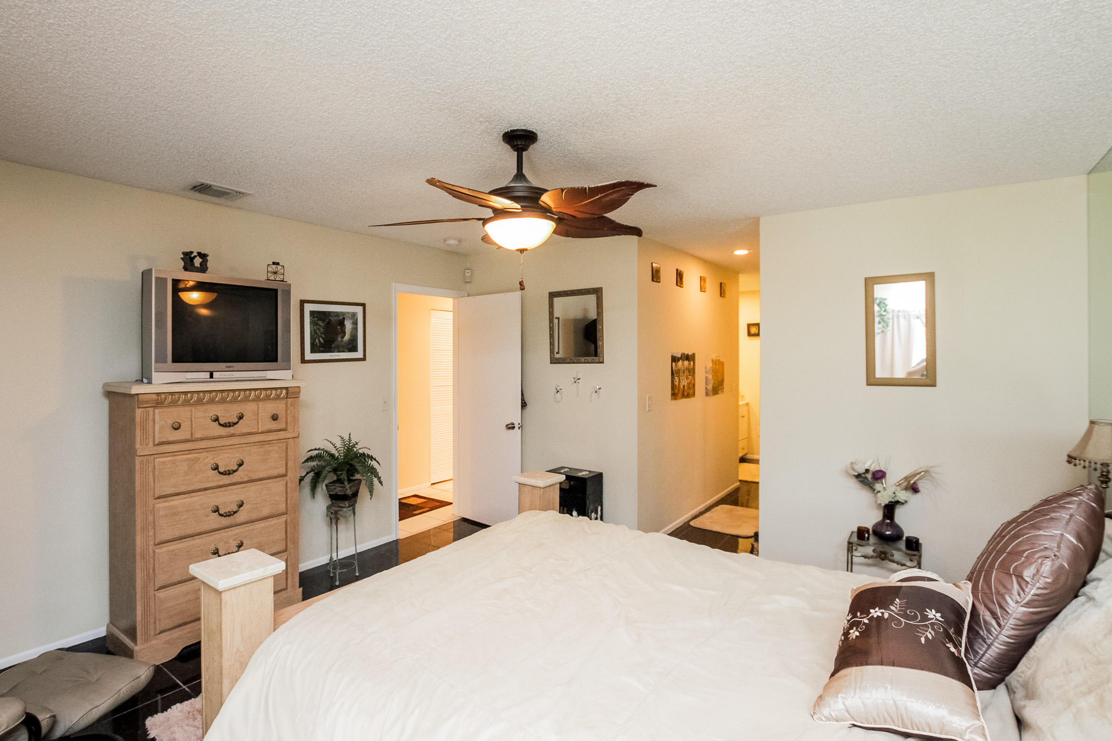 23290 Southwest 58th Avenue, Unit D Boca Raton, FL 33428 - Photo 12 of 27 0025