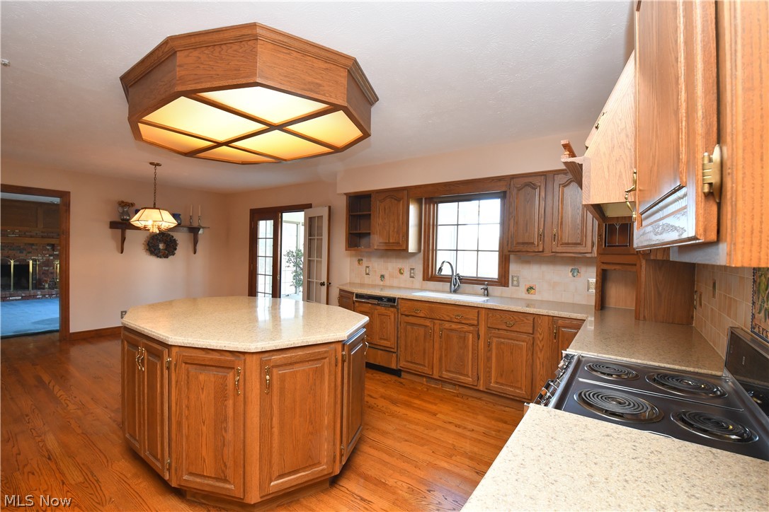 7850 Bainbridge Road Bainbridge, OH 44023 - Photo 8 of 22 Gallery Image 8