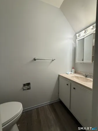 $2,600 | 10 Talcott Forest Road, Unit I, Farmington, CT 06032