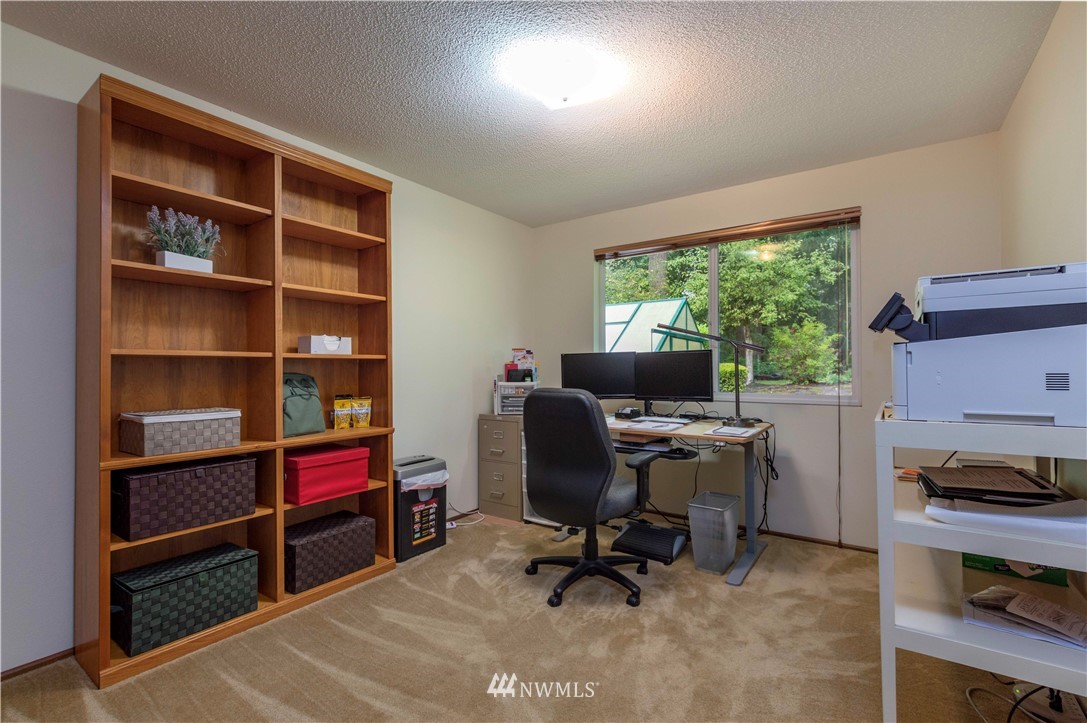 9022 Ridgeview Circle West University Place, WA 98466 - Photo 14 of 25 Gallery Image 14