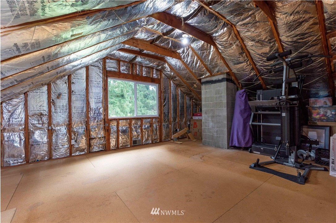 9022 Ridgeview Circle West University Place, WA 98466 - Photo 15 of 25 Gallery Image 15