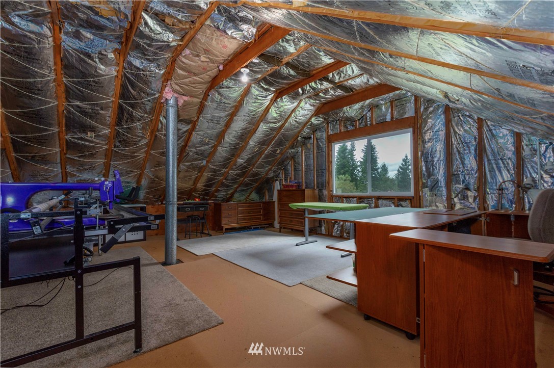 9022 Ridgeview Circle West University Place, WA 98466 - Photo 16 of 25 Gallery Image 16