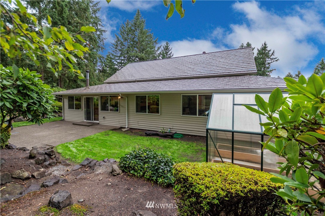 9022 Ridgeview Circle West University Place, WA 98466 - Photo 20 of 25 Gallery Image 20