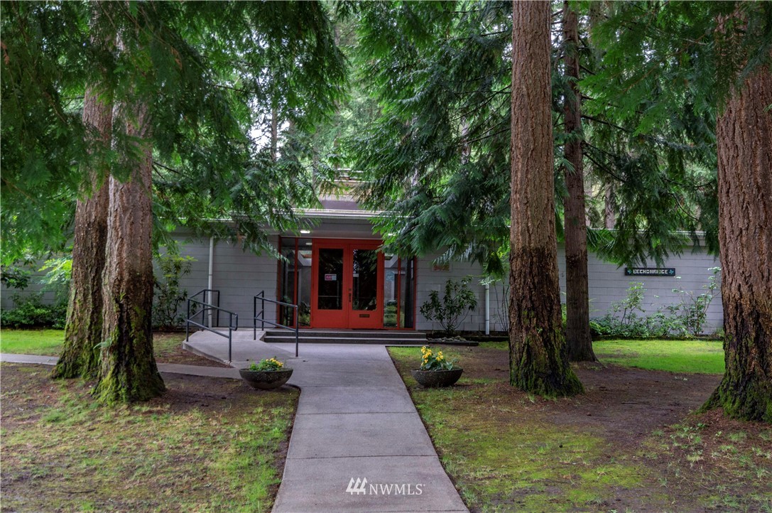 9022 Ridgeview Circle West University Place, WA 98466 - Photo 22 of 25 Gallery Image 22