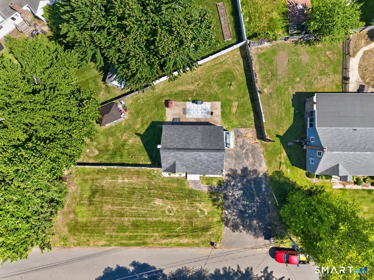 1 Leonard Road Enfield, CT 06082 - Photo 10 of 40