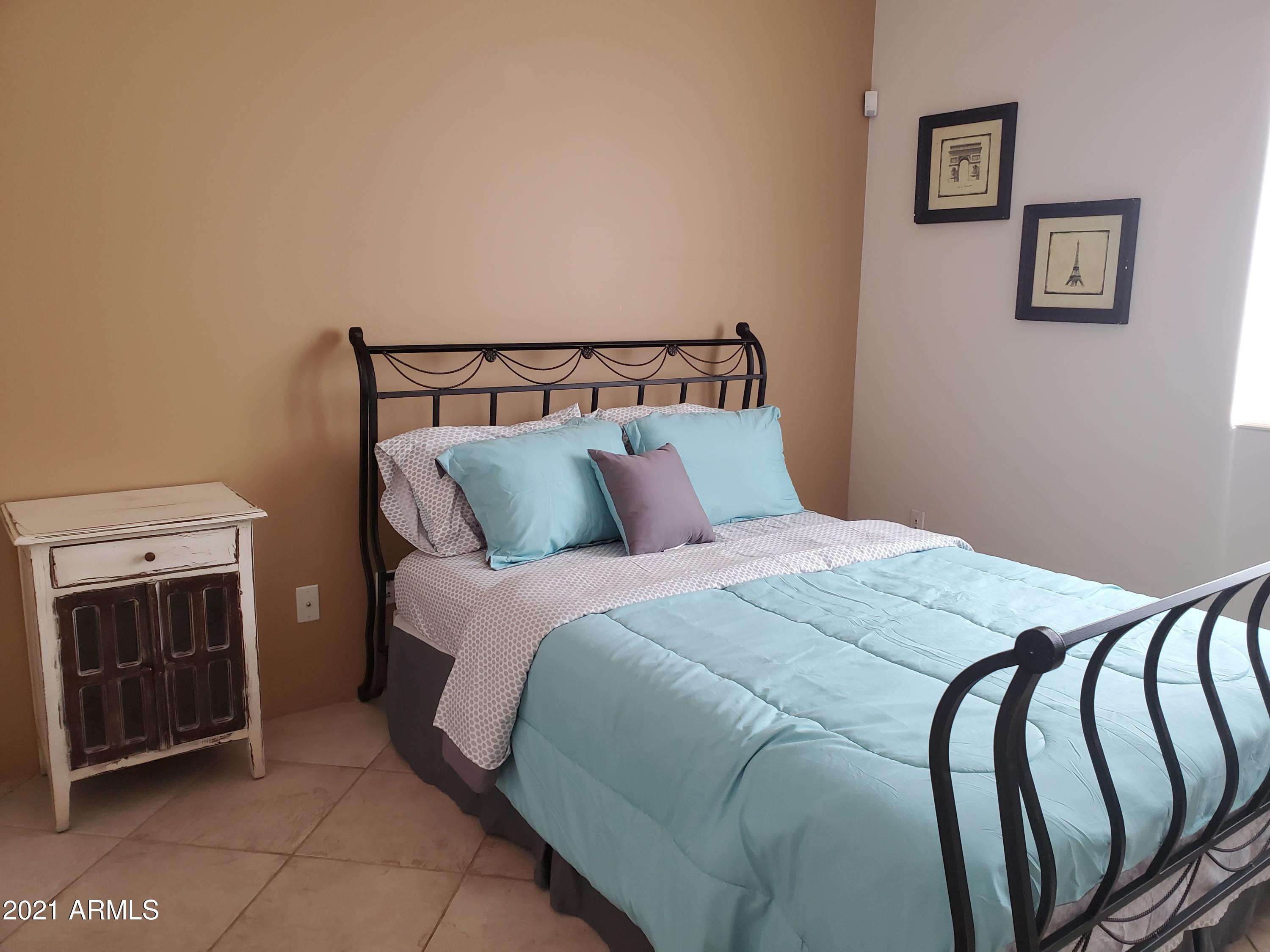 1903 East Latona Road Phoenix, AZ 85042 - Photo 20 of 35 20201001_101720