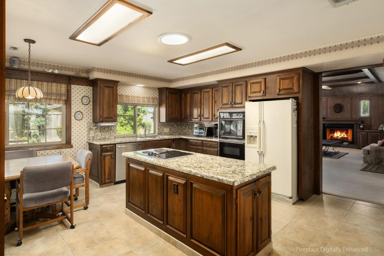 647 West Sycamore Court Reedley, CA 93654 - Photo 13 of 26