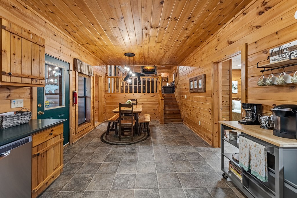 196 Ethan Wilson Way Morganton, GA 30560 - Photo 20 of 66 a view of a hallway with seating area